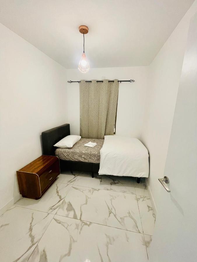 Queen Apartments Santa Coloma de Gramenet Exterior photo